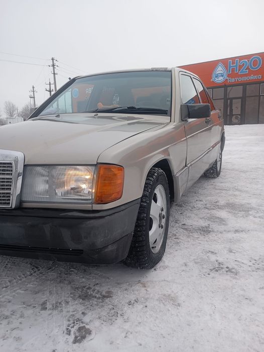 Мерседес 190 автомат 2л