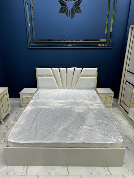 Спальный гарнитур неоклассика