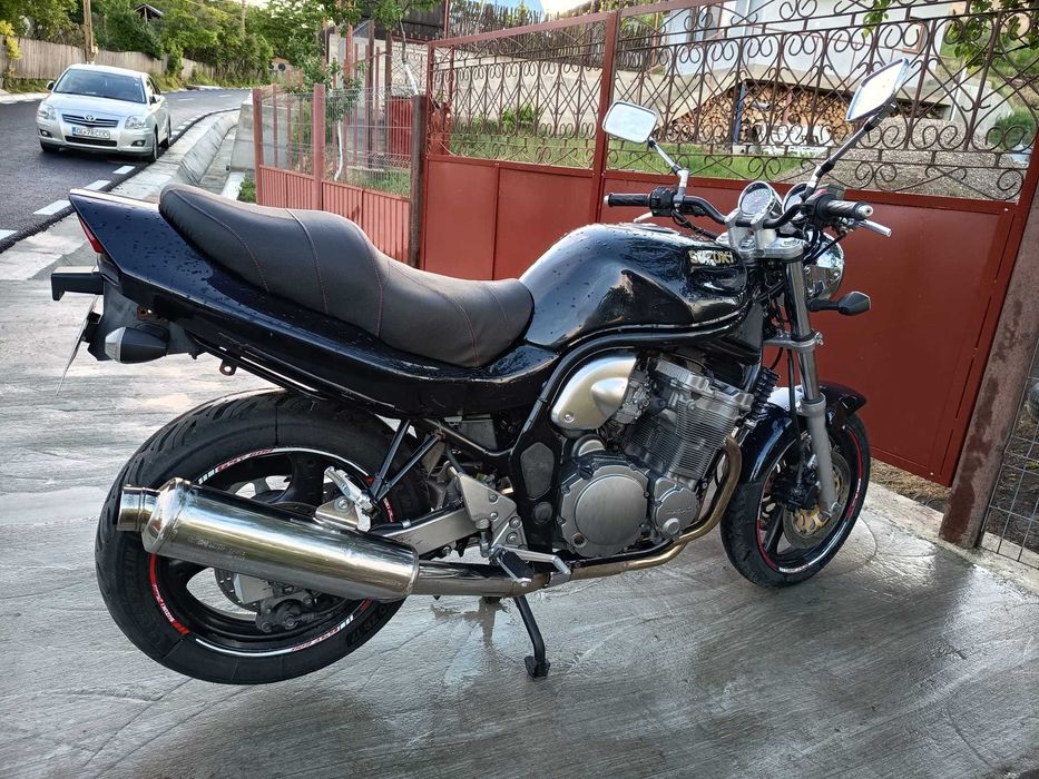 Motocicleta Suzuki N600 Bandit
