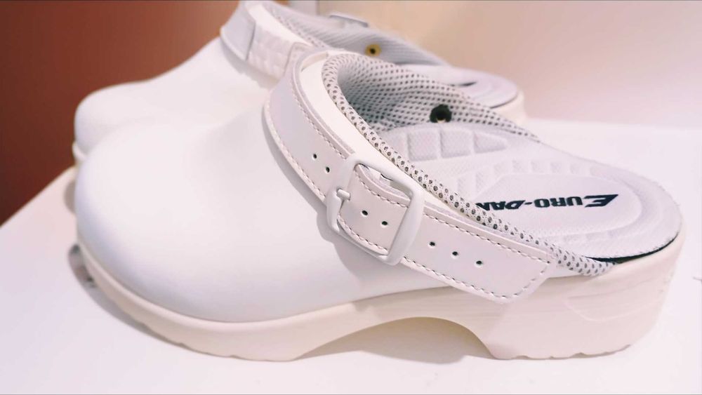 Анатомични чехли.Италия .38 номер