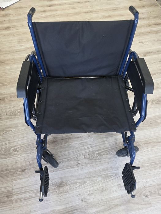 Scaun cu rotile pentru supraponderali (bariatric), pliabil, otel, sezu