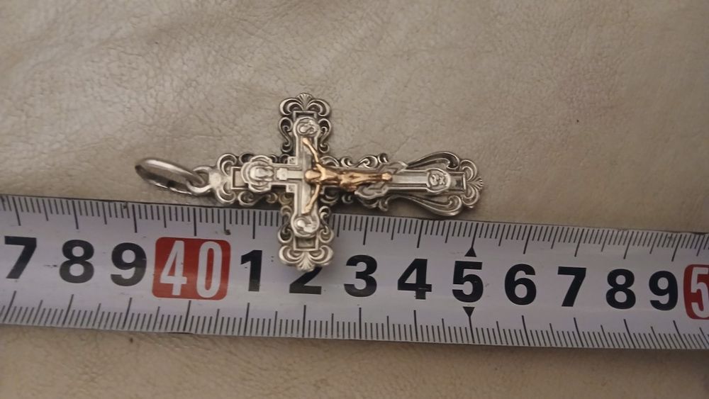 Крестик серебро продаётся