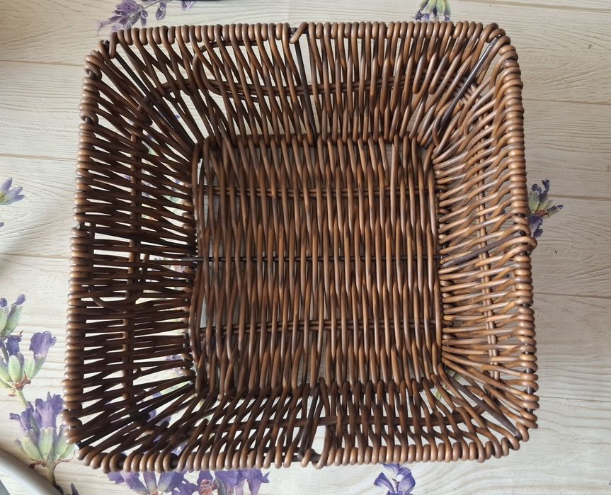 Корзинки плетеные