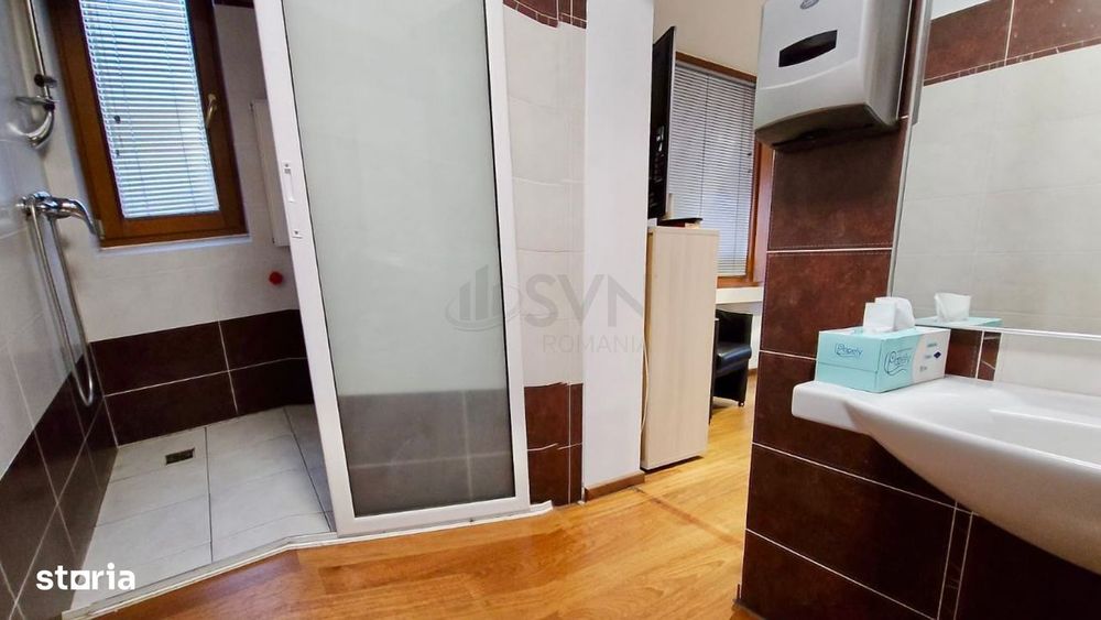 Triplex - 6 camere I Terasa 75 mp I View Superb I De vanzare