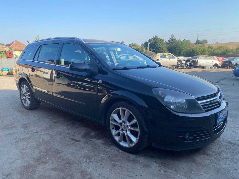 само на части Opel Astra H