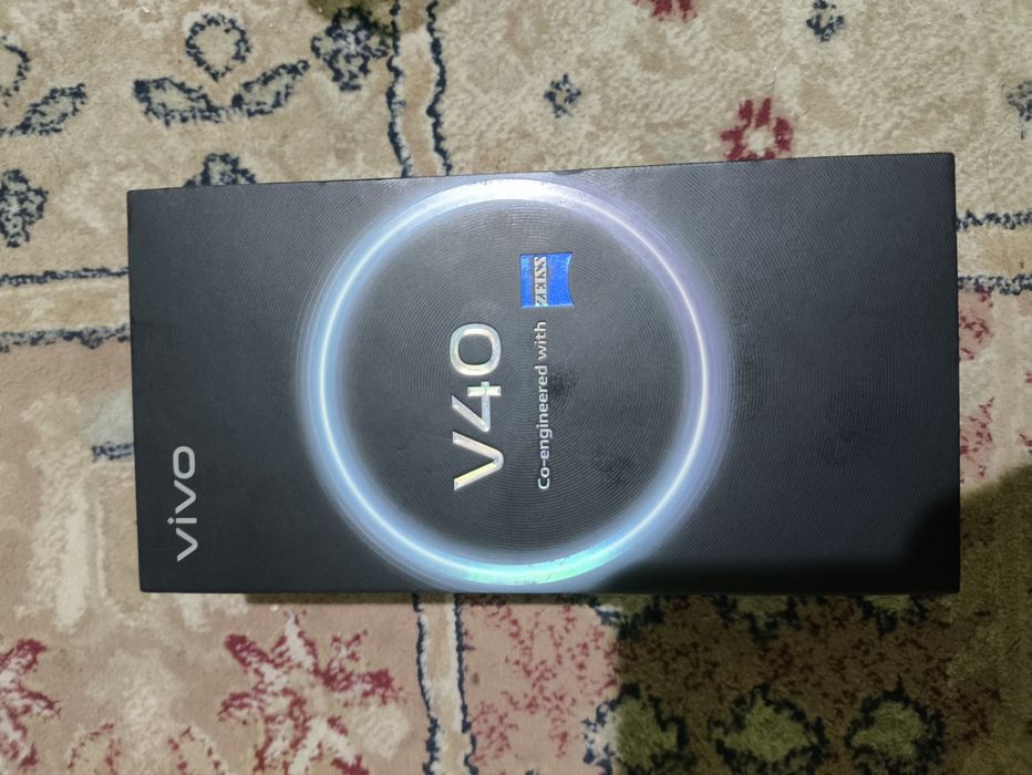 Vivo v40 zeiss 265/12