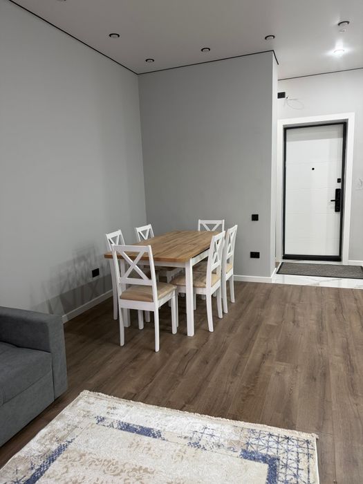 Сдам 2 ком квартиру