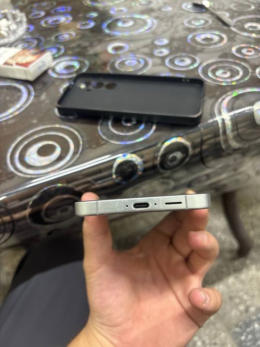 Телефон Samsung s24fe