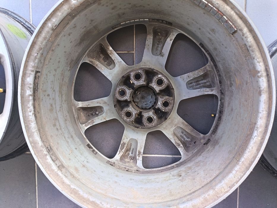 Jante Nissan pe 17