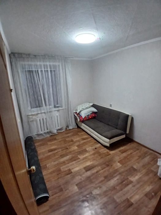 Продам 4-комнатную квартиру