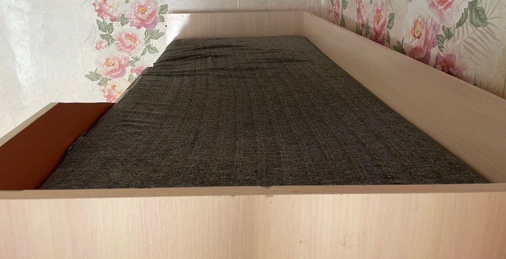 Двух ярустная кровать