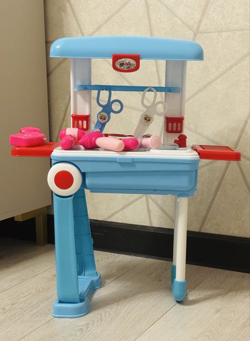 Набор доктора в чемоданчике Лол