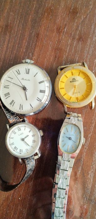 Лот от часовници