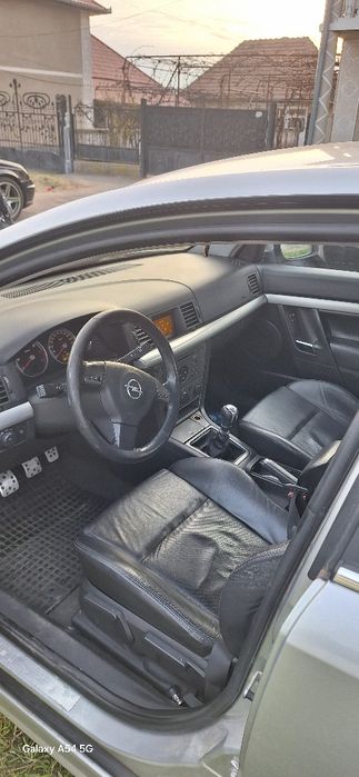 Opel Vectra 1.9 dizel fără nici un defect mai multe detalii în privat