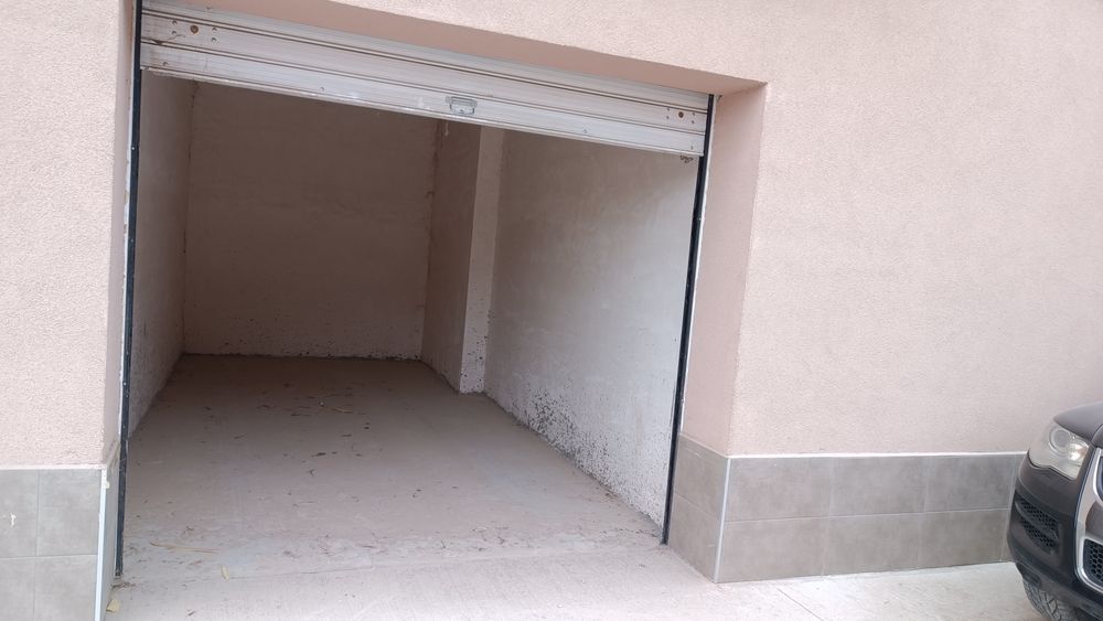 Дава се под наем Гараж / Паркомясто в Пловдив, Прослав - 21 кв.м за 112.2 € - Снимка #1