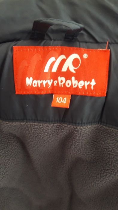 Продам детскую куртку.