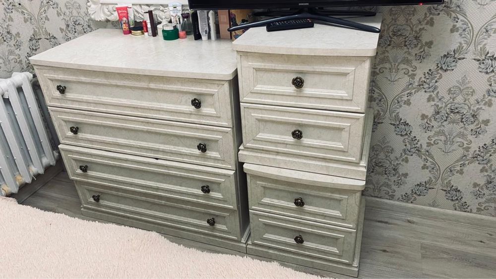 Продаётся спальный гарнитур в отличном состоянии