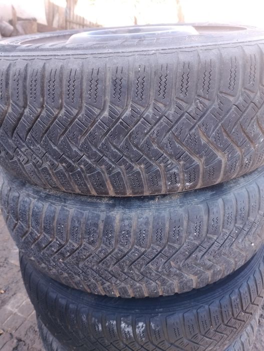 Перфектни Зимни Гуми Със Джанти 175/65R14