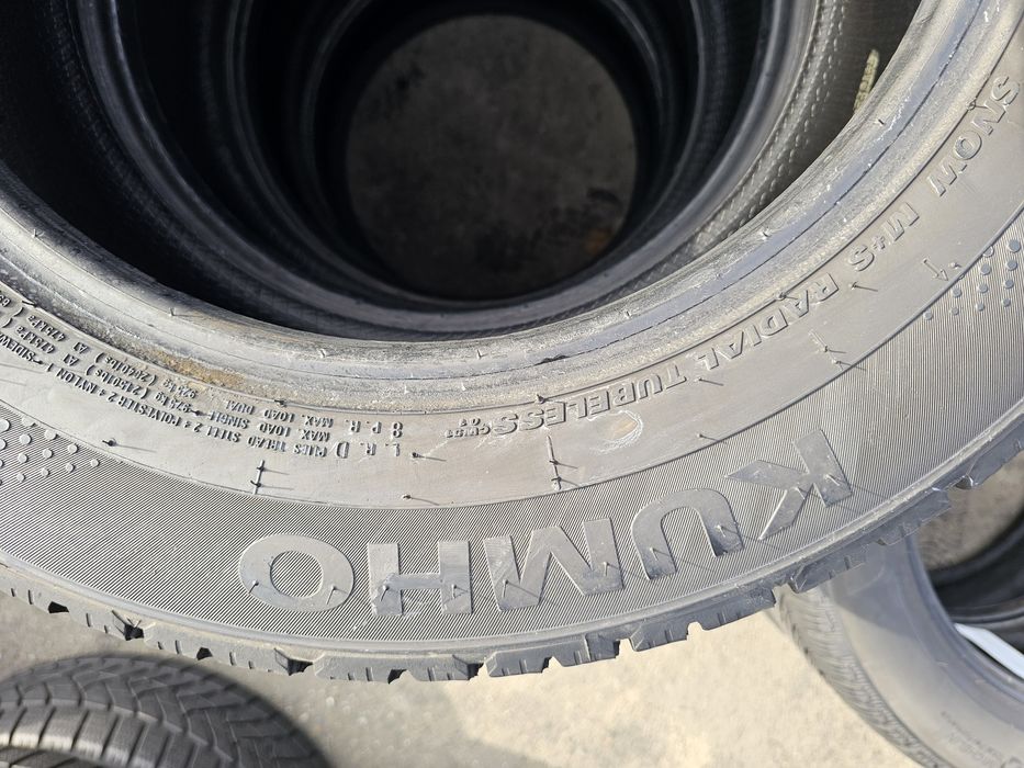 205 65 R 16 C Kumho iarna