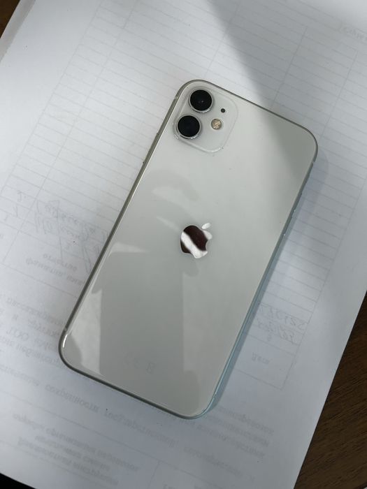 Продам iphone 11 в идеальном состоянии