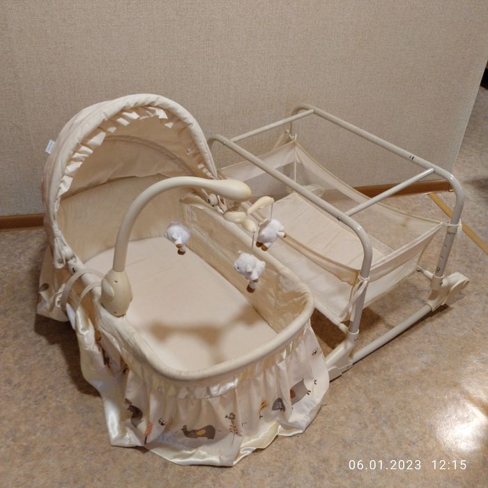 Продам люльку качалку.