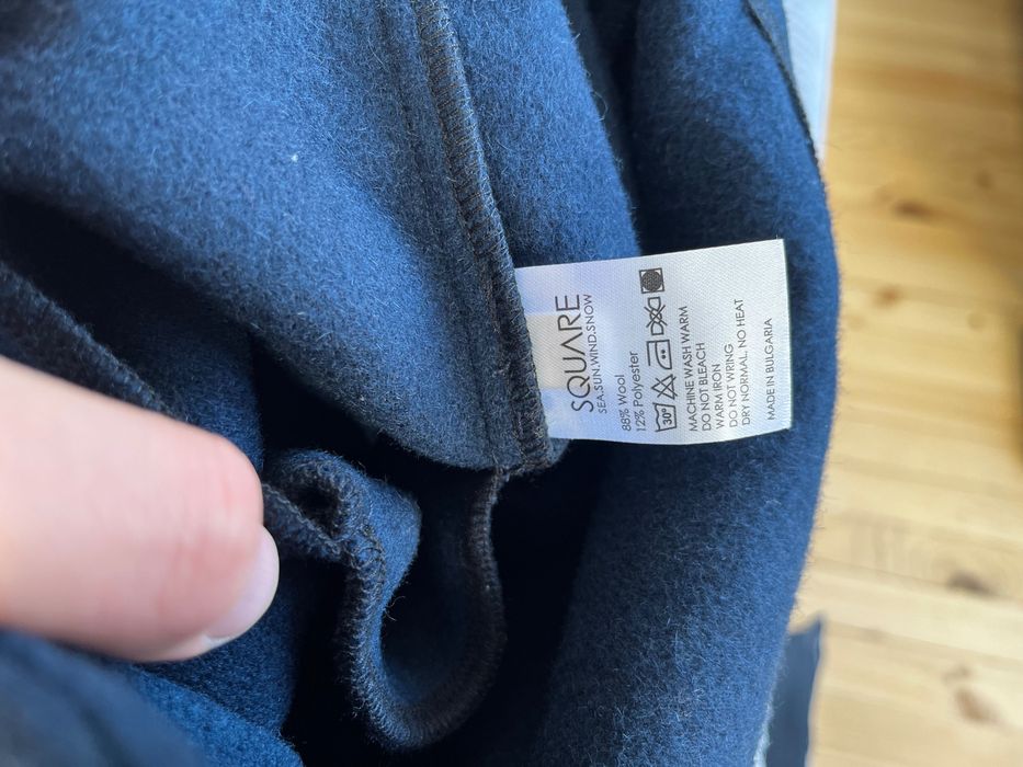 Вълнена Риза Square