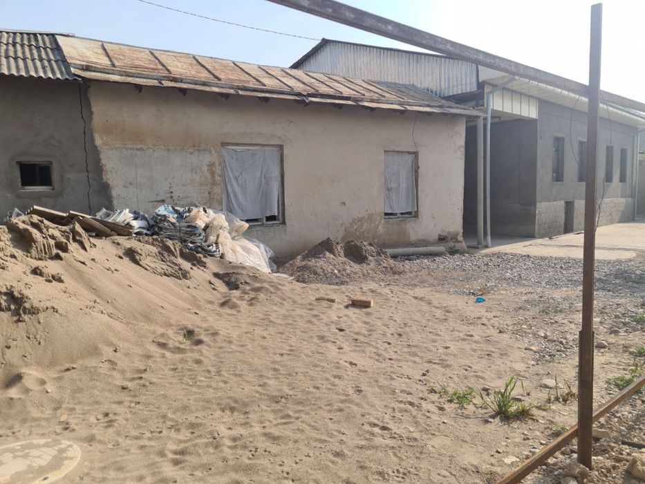 Limonariyada yer sotiladi 3.3 sotok