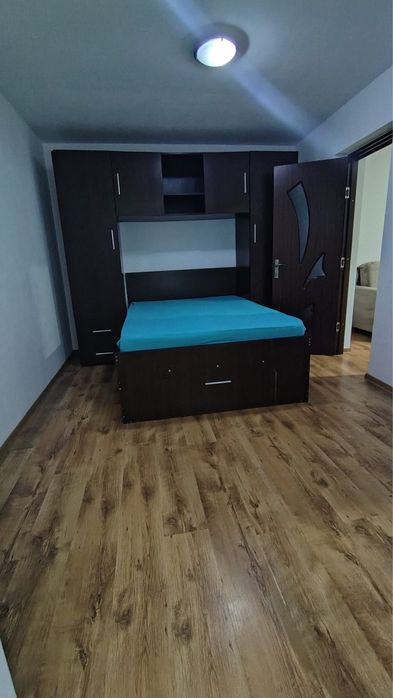 Inchiriez apartament ,micro 19 Galati