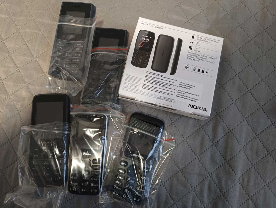 Telefon dual SIM pe butoane