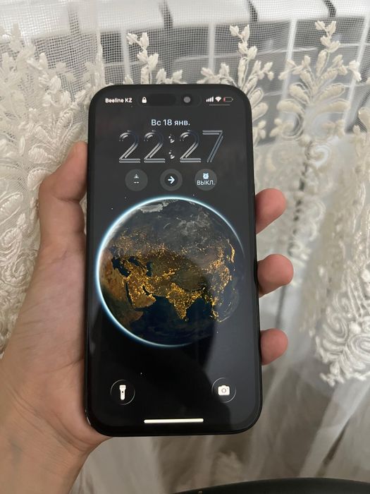 Айфон 15 128 гб.