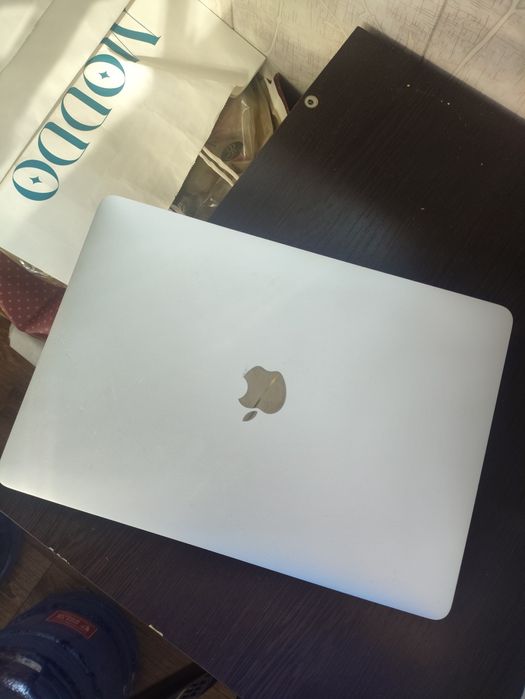 Macbook pro 8/128 + magic mouse 2