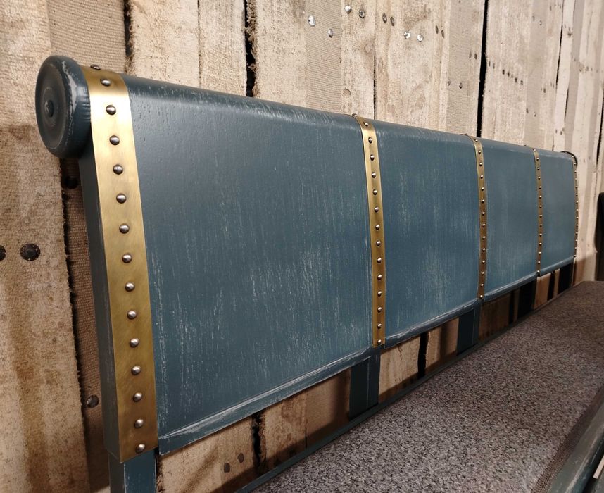 Banci vechi din lemn reconditionate/ Bancheta