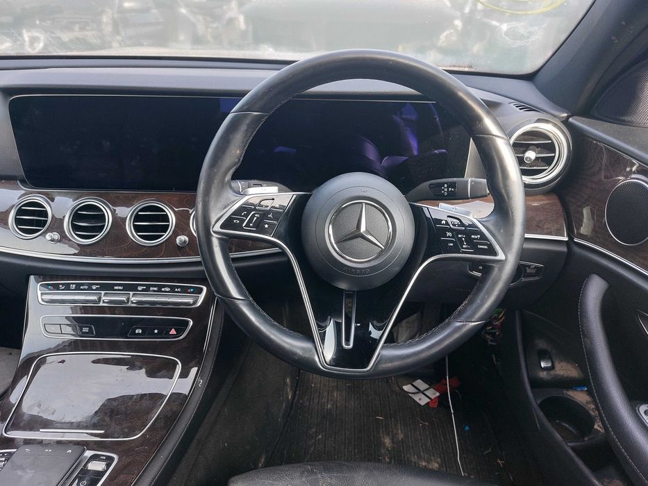 На Части: Mercedes-Benz W213 FACELIFT E220d 194 к.с. 2012 SPORT Комби