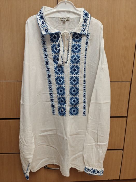 Ie adulți diverse mărimi