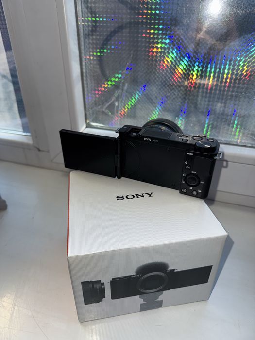 Камера Sony ZV-e10