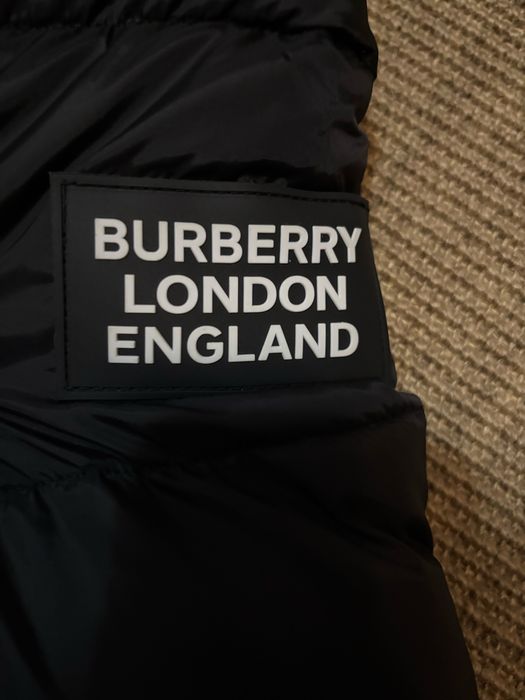 Geaca burberry neagra