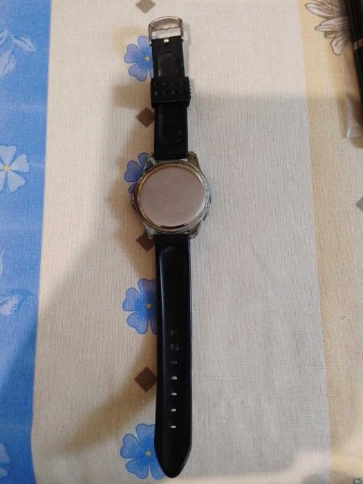 Стар часовник на AVON