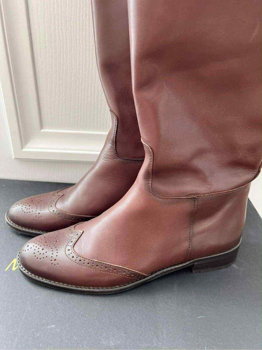 3 модела ботуши на Massimo Dutti и UGG