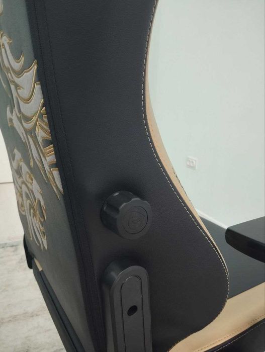 Игровое кресло Noblechairs Hero – The Elder Scrolls Edition
