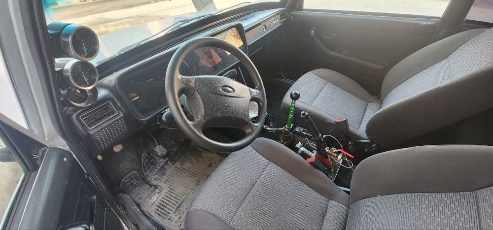 Vaz 2106 srochna sotiladi pul zaril