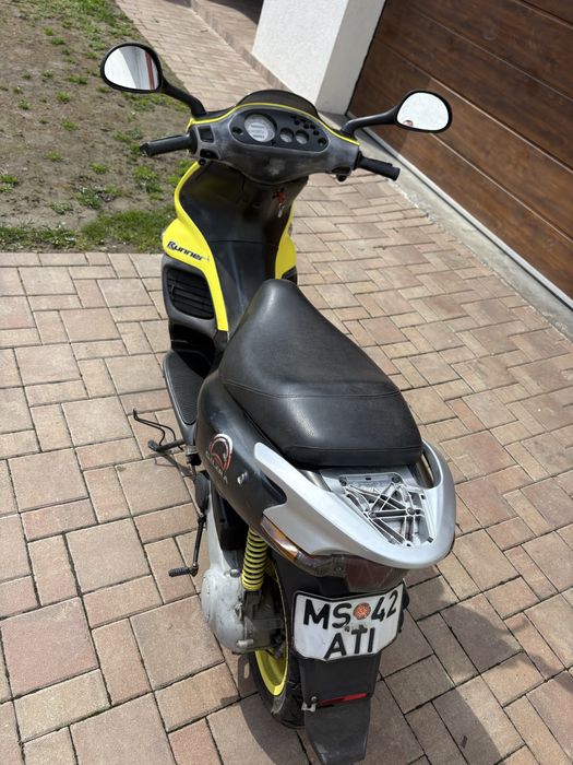 De vanzare Gilera runner