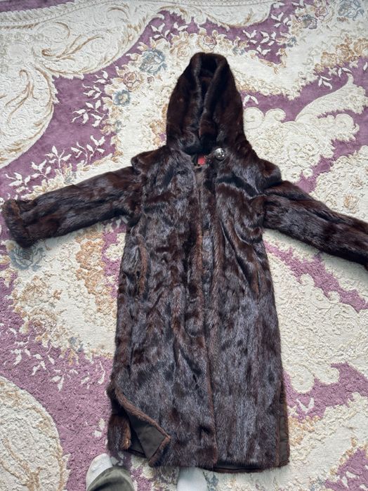 Продам норковую шубу