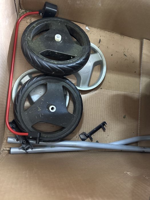 Masina de tuns iarba Einhell GE CM 36/36 Li stricata