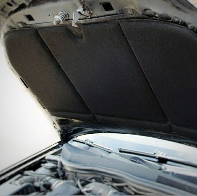 Утеплитель двигателя/шумоизоляция капота