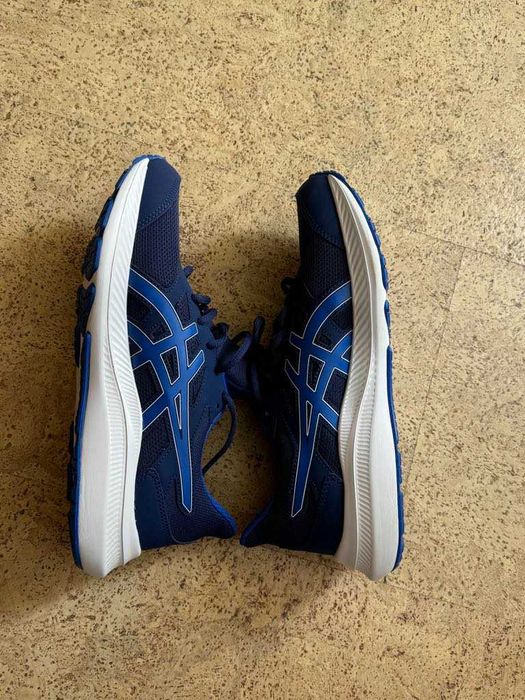 Маратонки мъжки за бягане ASICS