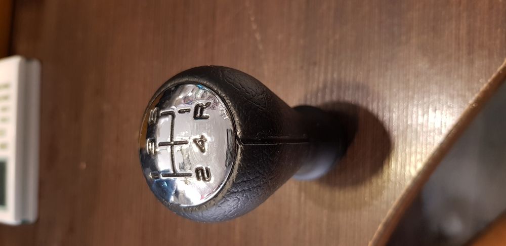 Топка скоростен лост за Пежо 206,207,307,308,407 Ситроен С1 С2 С3