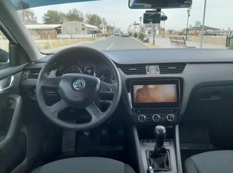 SKODA Octavia 2013 — imagine 4