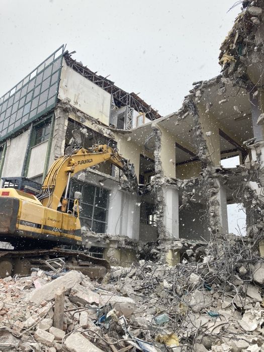 Demolari sort nisip pamant piatra balast moloz moluz balegar