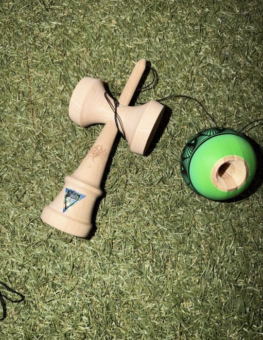 Kendama slaydawg x tama israel