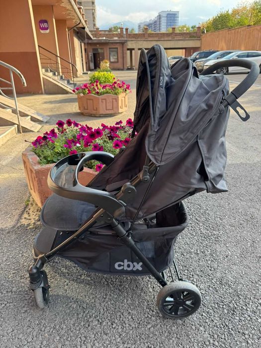 Продам детскую коляску